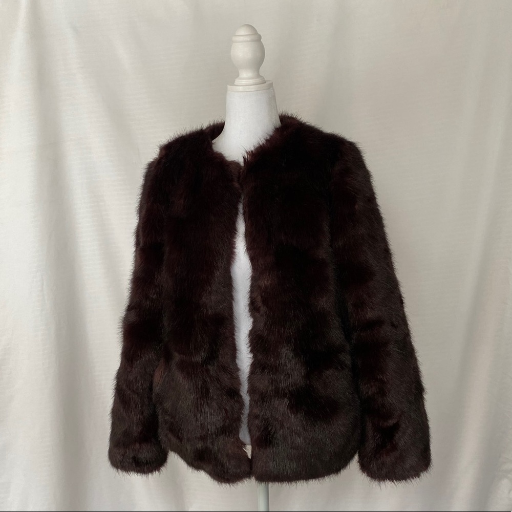 Luxe faux fur burgundy maroon coat